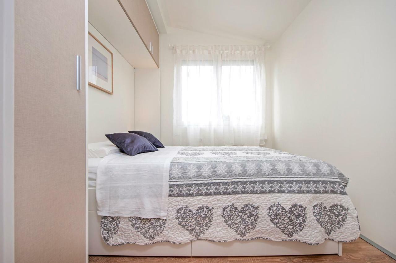 Lakovich Sea View Apartments Rovinj Eksteriør billede